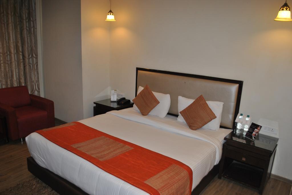 One Earth Avaas Hotel Амритсар Екстериор снимка