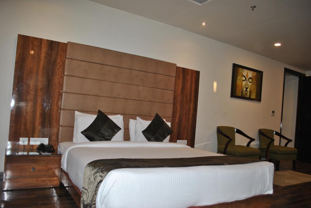 One Earth Avaas Hotel Амритсар Екстериор снимка