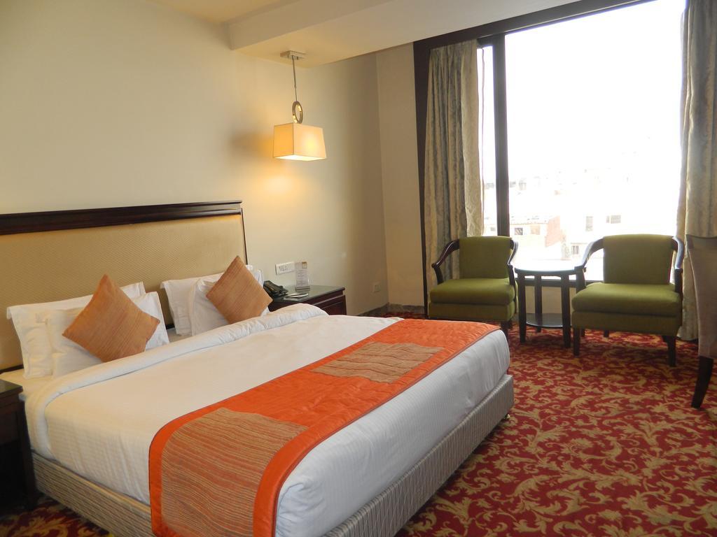 One Earth Avaas Hotel Амритсар Екстериор снимка