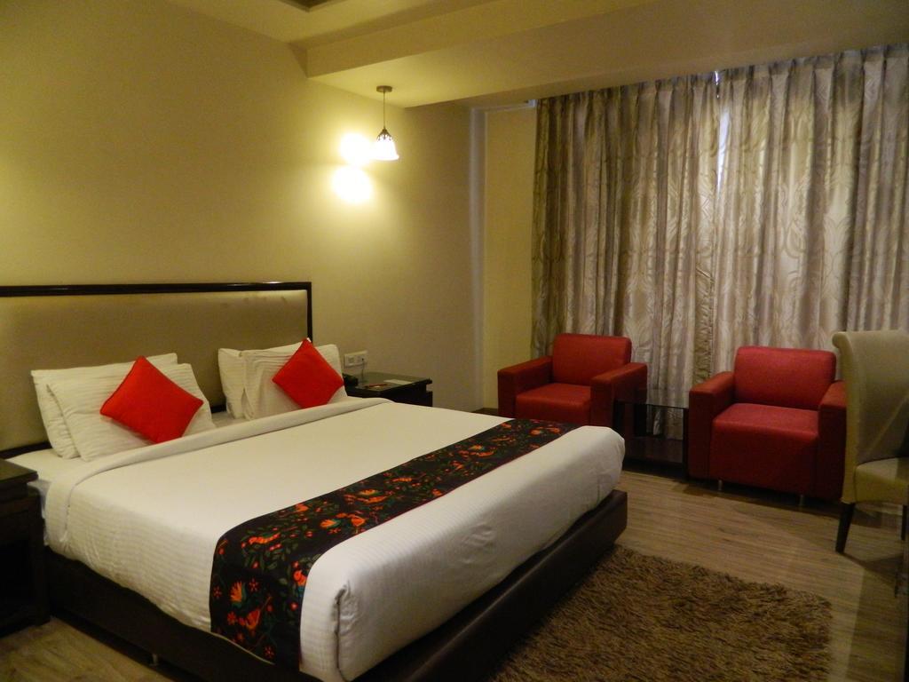 One Earth Avaas Hotel Амритсар Екстериор снимка