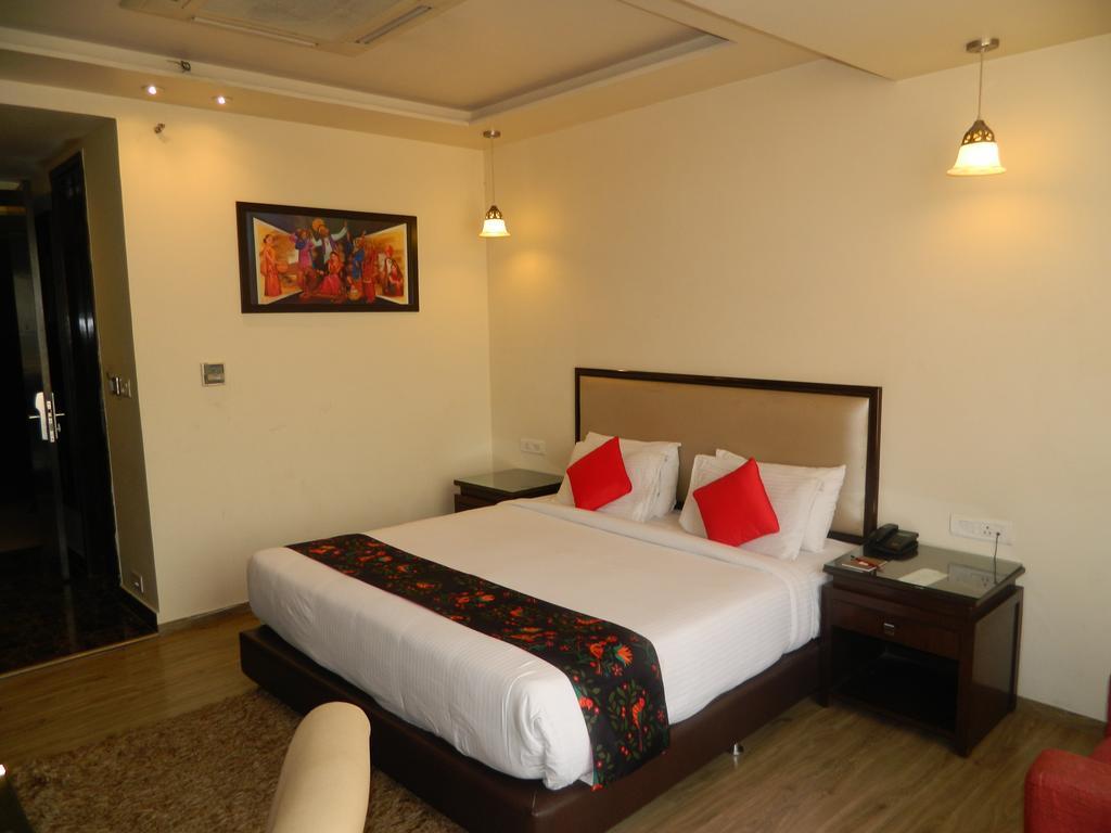 One Earth Avaas Hotel Амритсар Екстериор снимка