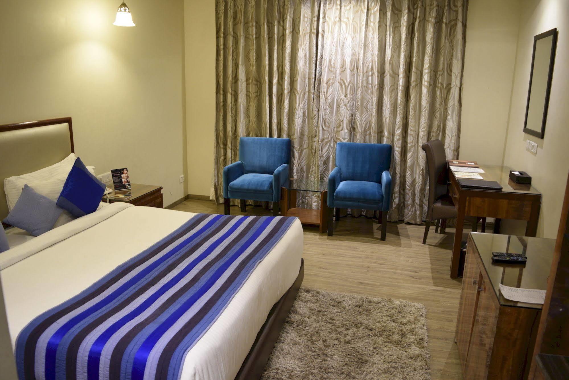 One Earth Avaas Hotel Амритсар Екстериор снимка