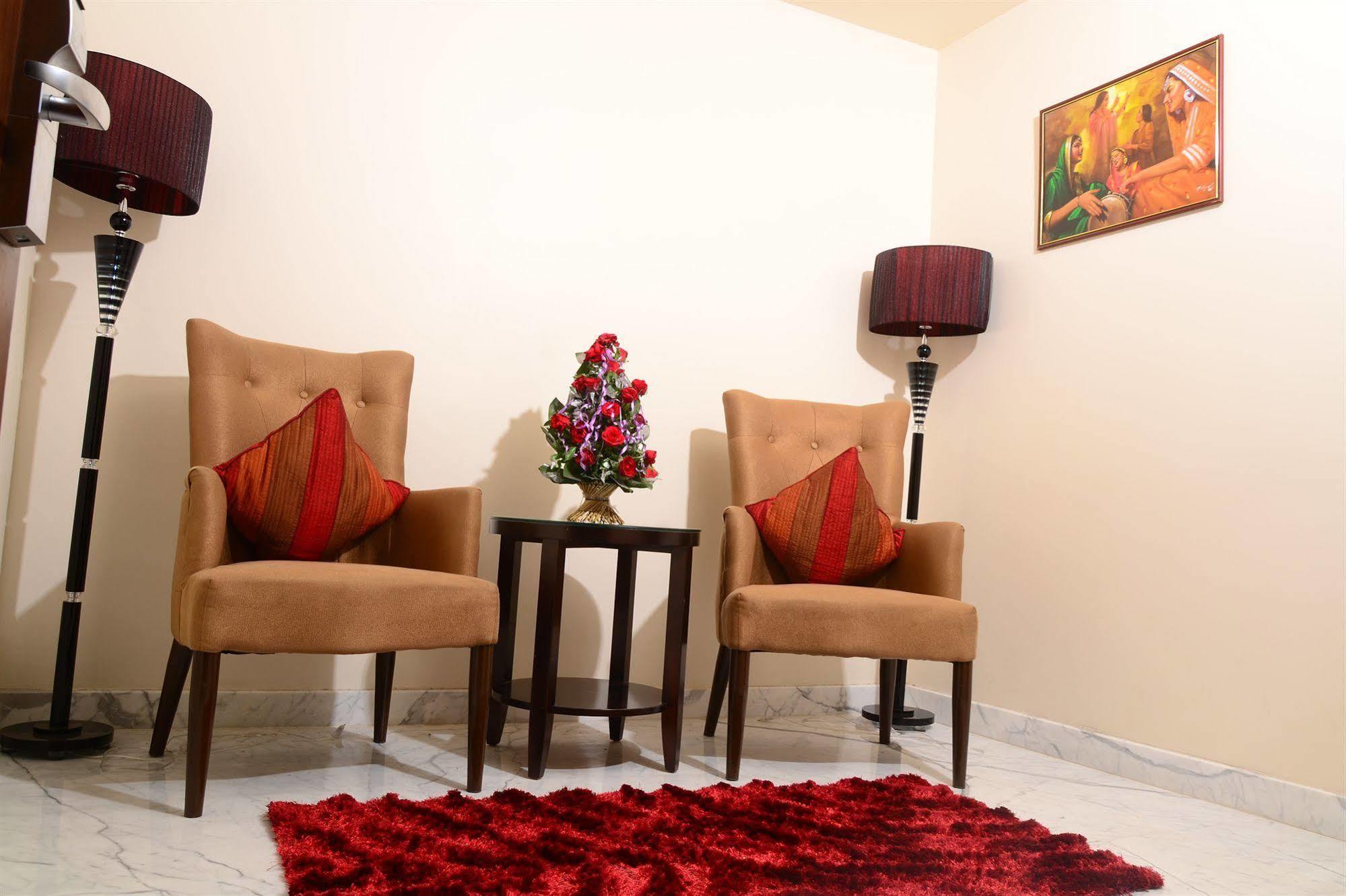 One Earth Avaas Hotel Амритсар Екстериор снимка